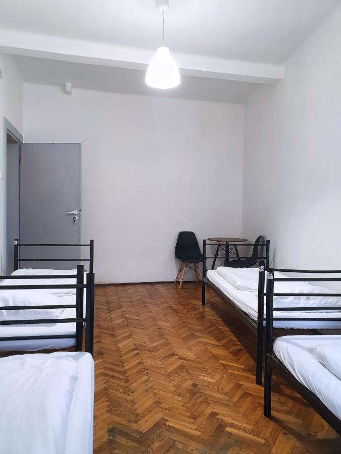 Viki Kazimierz Hostel Krakow Exterior photo