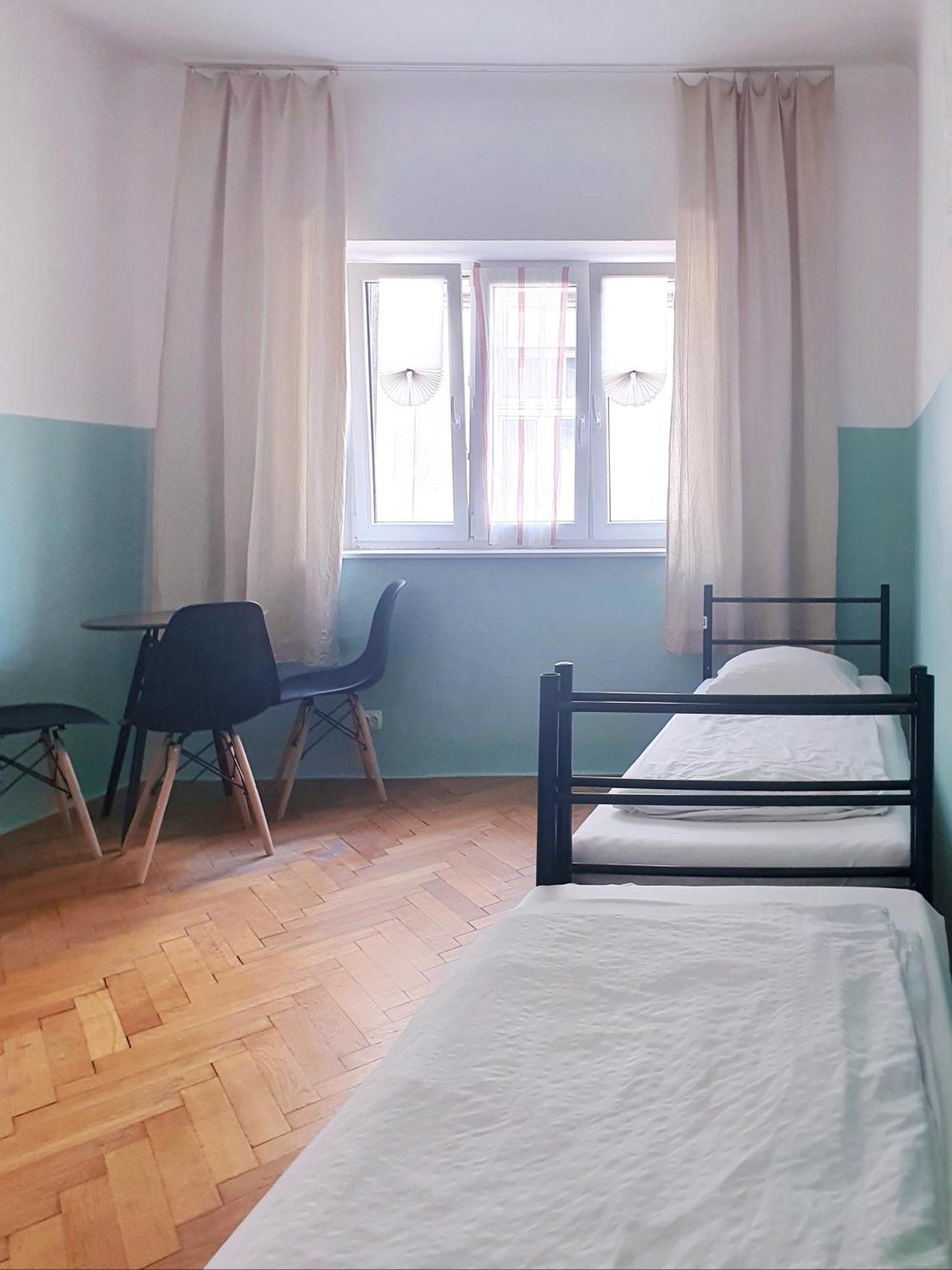 Viki Kazimierz Hostel Krakow Exterior photo